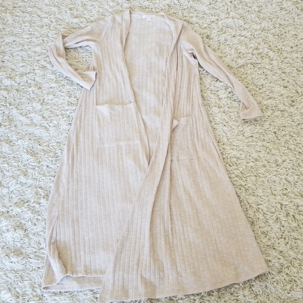 Ribbed beige LuLaroe Sarah cardigan